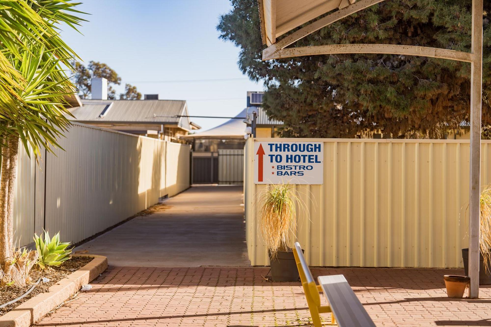 The Sundowner Cabin & Tourist Park 3* Whyalla